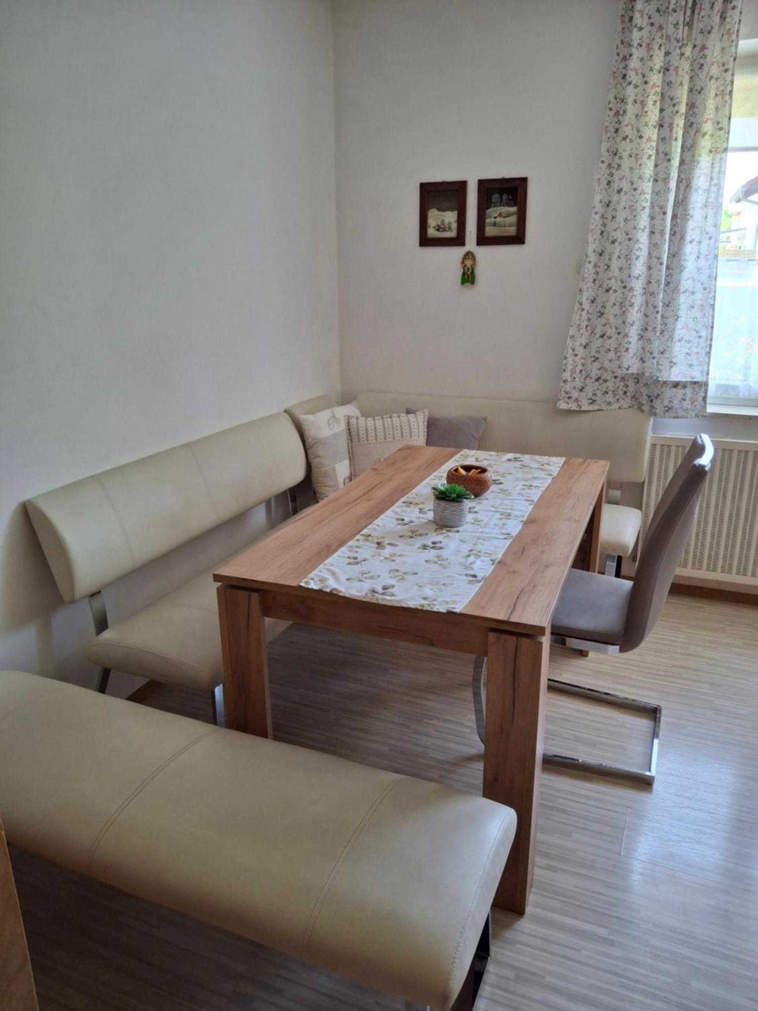 Maria'S Ferienwohnung Laakirchen Exterior foto