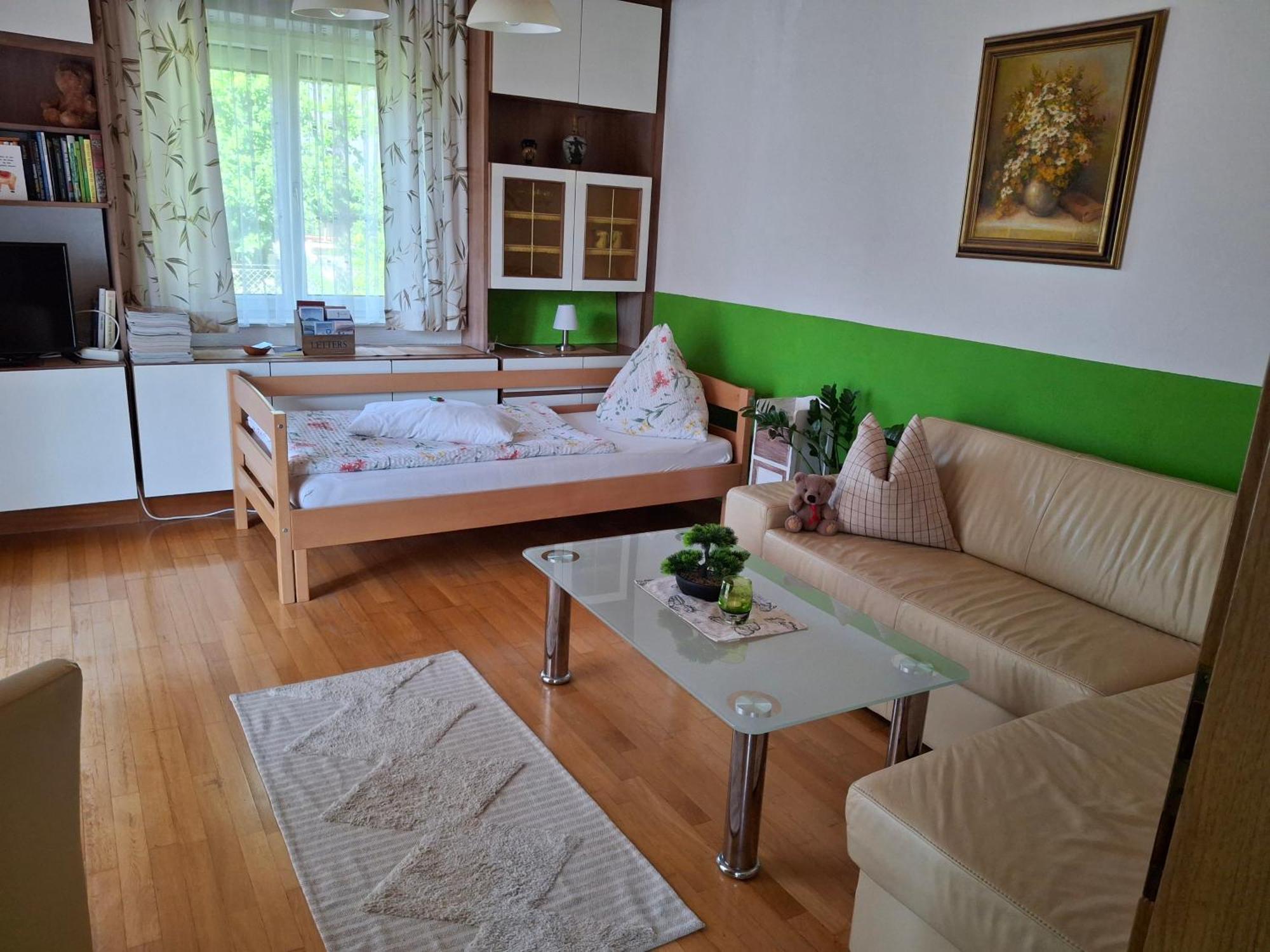 Maria'S Ferienwohnung Laakirchen Exterior foto
